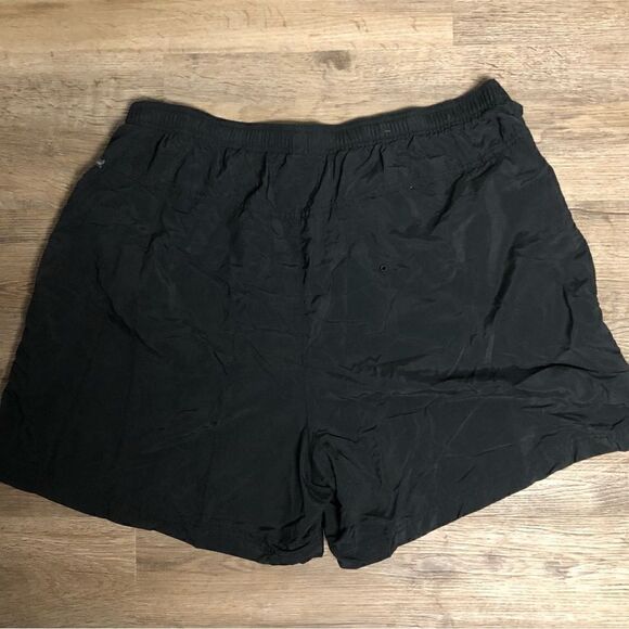 Columbia Woman’s Black Active Shorts, elastic waist, size 2X, length is 6” - Picture 3 of 8